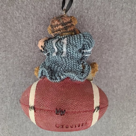 Football Christmas Ornament - Knute...Half-time - Picture 2 of 4